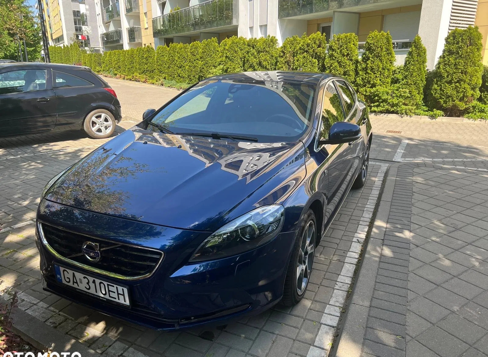 volvo Volvo V40 cena 57800 przebieg: 93000, rok produkcji 2016 z Poznań